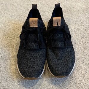 New Balance Woman’s  Black Knit Sneakers with Tan Tongue Patch